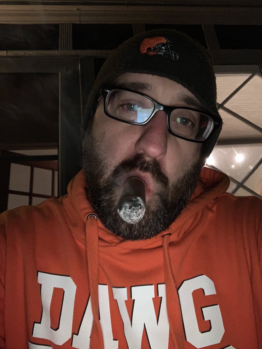 jpip00's tweet photo. Victory! Shout out @johnnystantoniv @CalBrown17 @Brewnuts https://t.co/cC9GVTqaq6