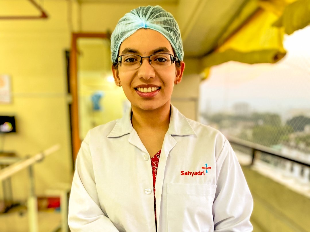 Psethurism's tweet photo. Our first Covid story of this year. 

This time Psethurism tells a story of a physiotherapist who served the 'Covid war'

Instagram 👉

https://t.co/MmXBto797F

#COVID #Doctor #Pune https://t.co/l5pOleJYdJ