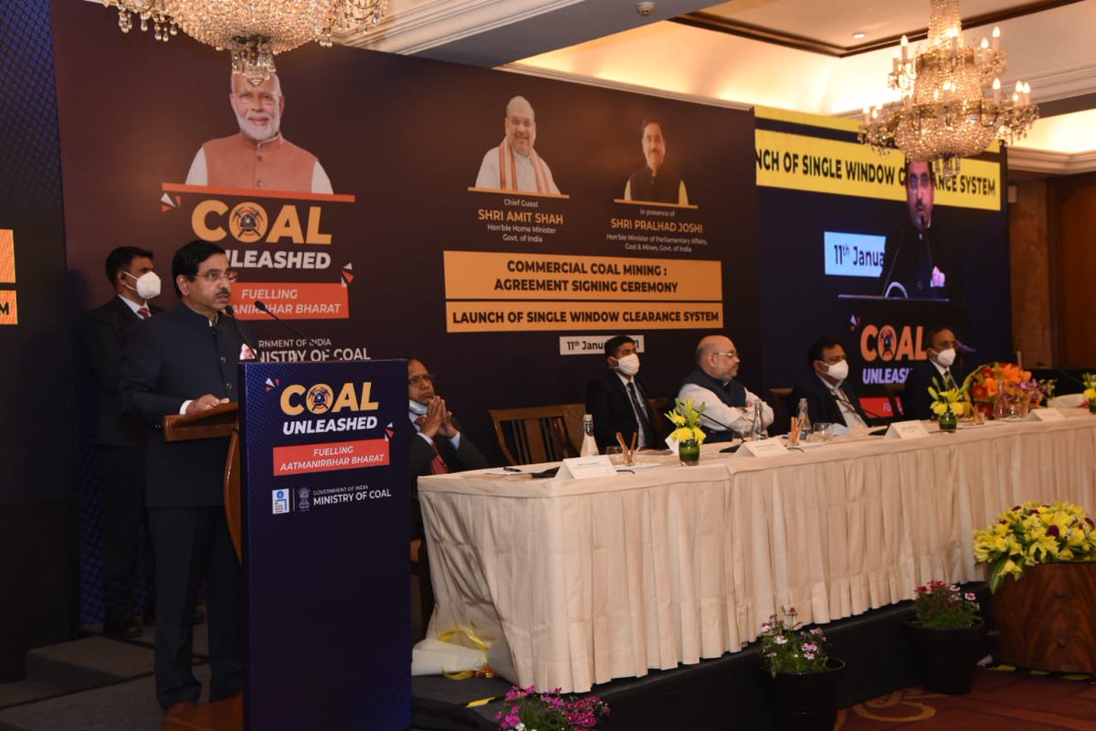 JoshiPralhad's tweet photo. Thank you HM Shri @AmitShah ji for launching Single Window Clearance Portal for the coal sector. It will ease the mine-opening process via an online platform

Held agreement execution ceremony today with successful bidders of commercial coal mining
#CoalUnleashed
#Vocal4LocalCoal https://t.co/eVpnG0sney