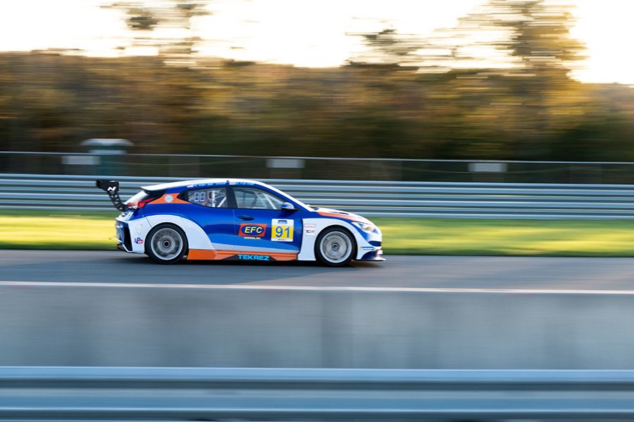 fiatcrworldtour's tweet photo. 👨🏻‍🚀#DenisDupont joined 👨🏻‍🔧#VanDerSteurRacing to compete in the 2021 🏆#IMSA #MichelinPilot Challenge with a 🏎️#HyundaiVelosterN in the #TCR class together with 👨🏻‍🚀#RoryVanDerSteur.

READ MORE▶️https://t.co/CmERnDO5A4
#TCRseries #motorsport #IMPC @DupontDenis @HMSGOfficial @_Steur_ https://t.co/UrWpu8LP7l
