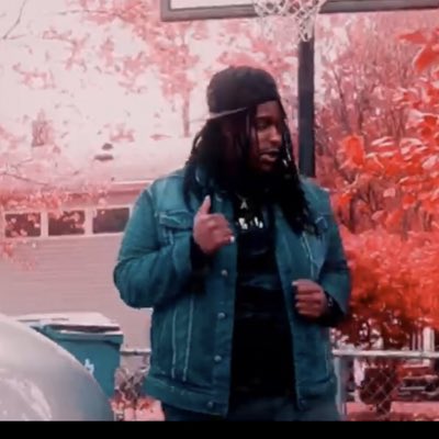 AyeRivers's tweet photo. #NewProfilePic https://t.co/bIH59dLOuQ