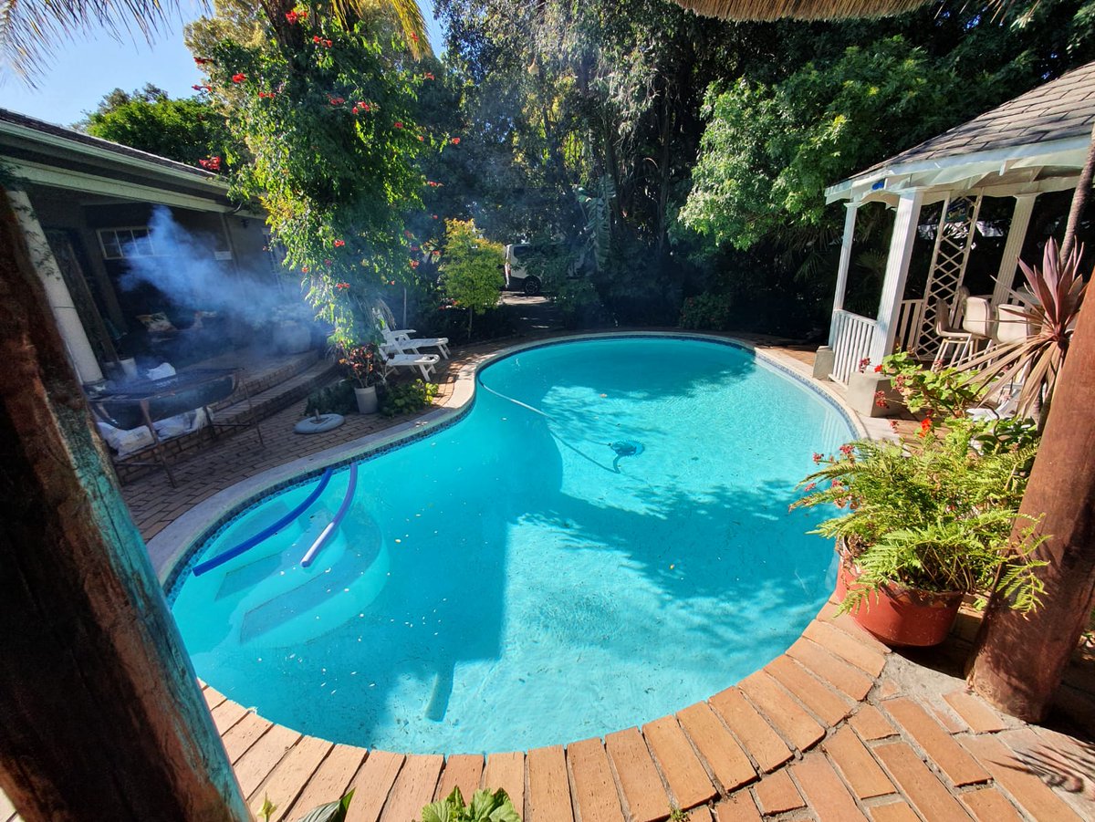 1Sunbelllodge's tweet photo. What could be better than having a #braai next to our beautiful pool at #Sunbelllodge? 🥩

We are so much more than just a place for you to live while on holiday or taking a business trip...We care and offer a HOME away from home where you can kick-back, relax and feel at ease. https://t.co/ZlQXhWwB02