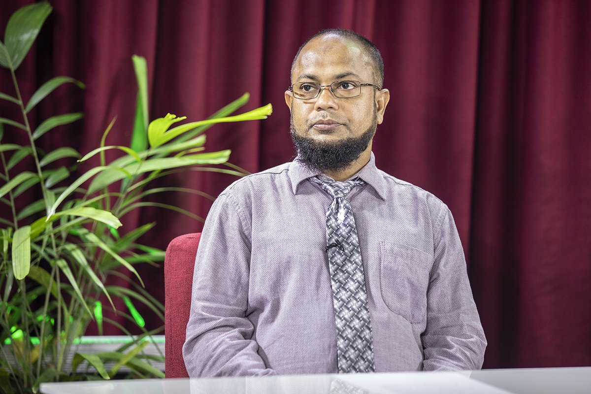 MVIaffairs's tweet photo. މިނިސްޓްރީ އޮފް އިސްލާމިކް އެފެއާޒްގެ ފަރާތުން ދީނީ ހޭލުންތެރިކަން އިތުރުކުރުމަށް ލައިވްކޮށް ގެނެސްދޭ "ހަނދުމަ" ޕްރޮގްރާމްގެ ތެރެއިން "މުޖުތަމަޢުގެ އެއްބައިވަންތަކަން އާލާކުރުމަށް ފަރުދީ ޒިންމާ"
11 ޖަނަވަރީ 2020
#Handhuma #MVIaffairs https://t.co/0g07mlnzYI