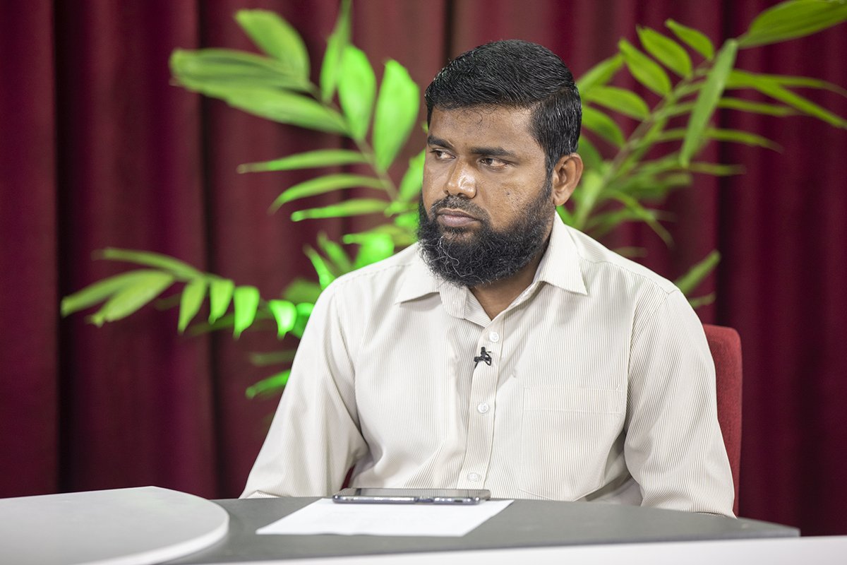MVIaffairs's tweet photo. މިނިސްޓްރީ އޮފް އިސްލާމިކް އެފެއާޒްގެ ފަރާތުން ދީނީ ހޭލުންތެރިކަން އިތުރުކުރުމަށް ލައިވްކޮށް ގެނެސްދޭ "ހަނދުމަ" ޕްރޮގްރާމްގެ ތެރެއިން "މުޖުތަމަޢުގެ އެއްބައިވަންތަކަން އާލާކުރުމަށް ފަރުދީ ޒިންމާ"
11 ޖަނަވަރީ 2020
#Handhuma #MVIaffairs https://t.co/0g07mlnzYI