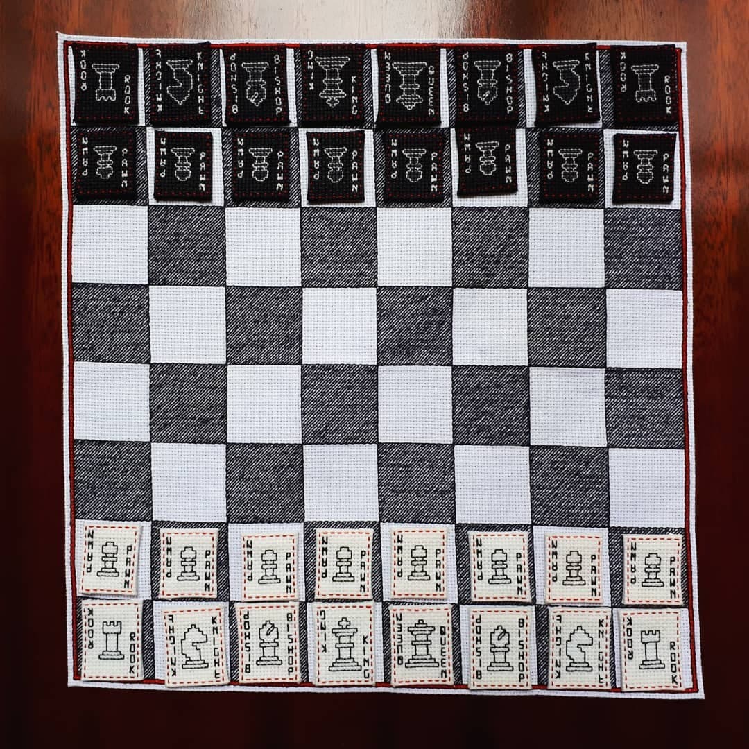 2ndbreakfasts's tweet photo. I was inspired by The Queen's Gambit on @netflix back in November to make a lightweight, portable needlework chess set made entirely out of aida cloth, because who wouldn't want to practice the Sicilian Defense while on vacation? ♟️ https://t.co/5V3DMJ5cIy