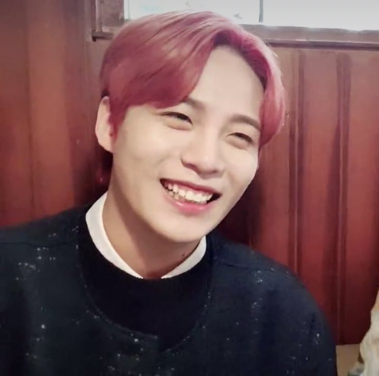 jh_vocals's tweet image. NOOOO HE’S SO CUTE