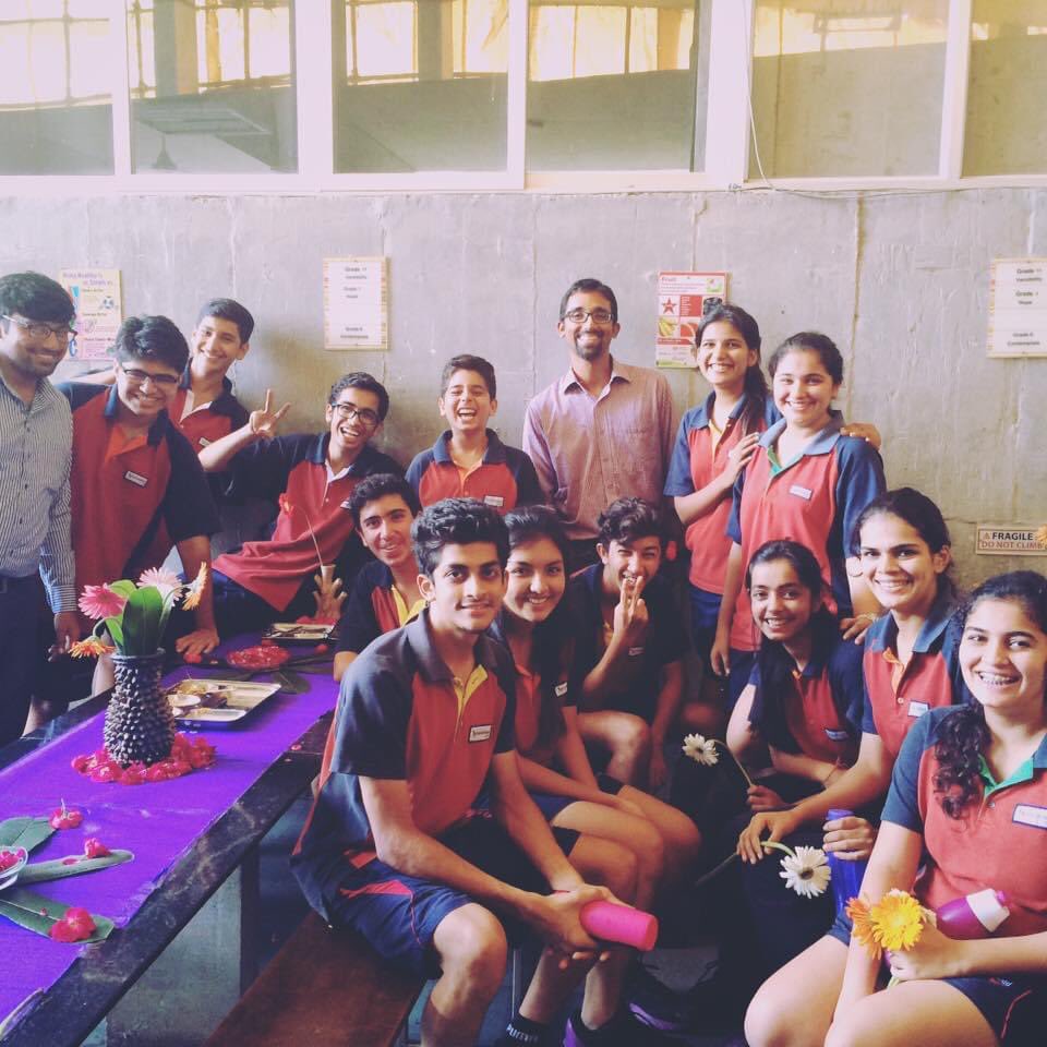 nizehs's tweet photo. #Classofthemonth π€© #throwback #missingschool a bit more than yesterday..... https://t.co/C1xto1cS4G