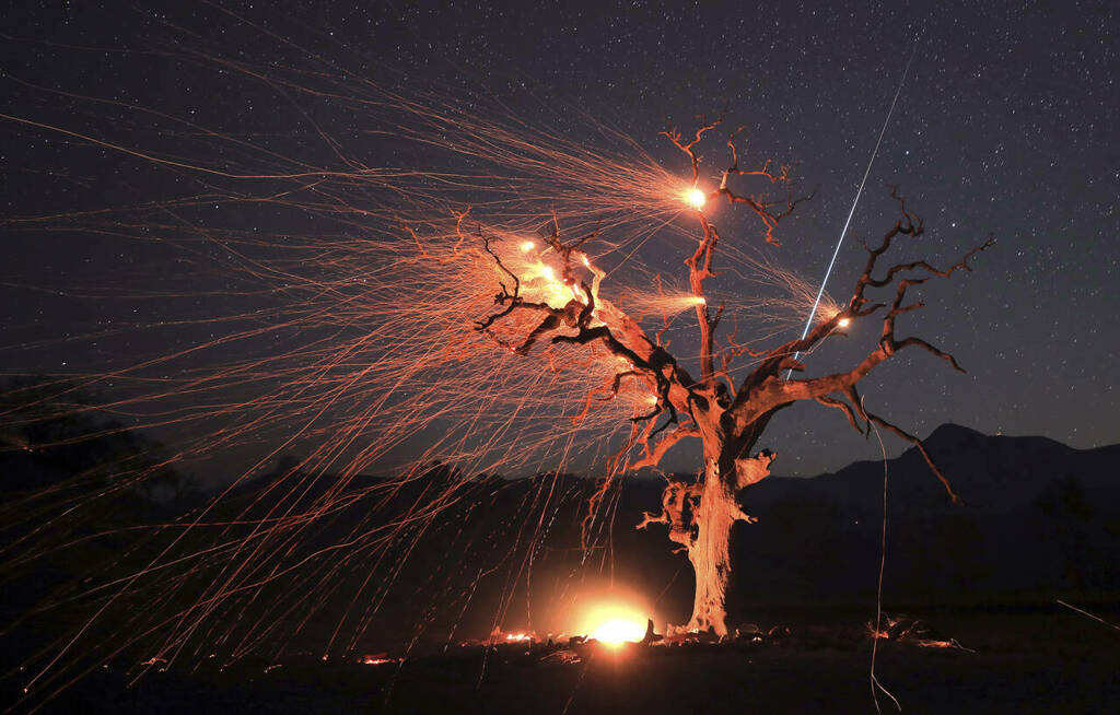 Meteor landet på Løten https://t.co/4eAzS9fm1v https://t.co/RzHm3ETv53