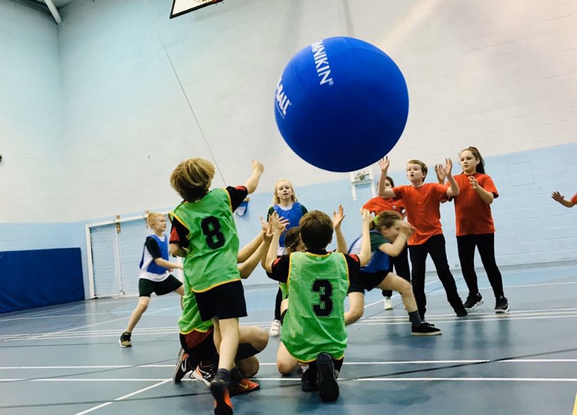 KINBALLUKREAL's tweet photo. Want to host your own Kinball festival?   If your a sport club (Junr or senior) or a School College or Uni.. Have fun, try a new sport and raise funds..  KinballUK wants to work with you. https://t.co/r0aTBBTgwg