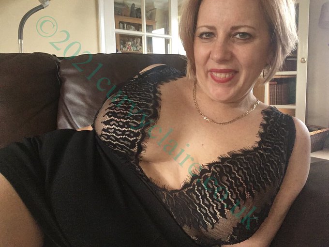 New body (gift from a fan Ian ❤️) matched with a skirt #mini #skirt #lace #lacebody https://t.co/3i0<a href="/tag/lace"class="tags"><span>#lace</span></a><a href="/tag/skirt"class="tags"><span>#skirt</span></a><a href="/tag/mini"class="tags"><span>#mini</span></a><a href="/tag/lacebody"class="tags"><span>#lacebody</span></a>