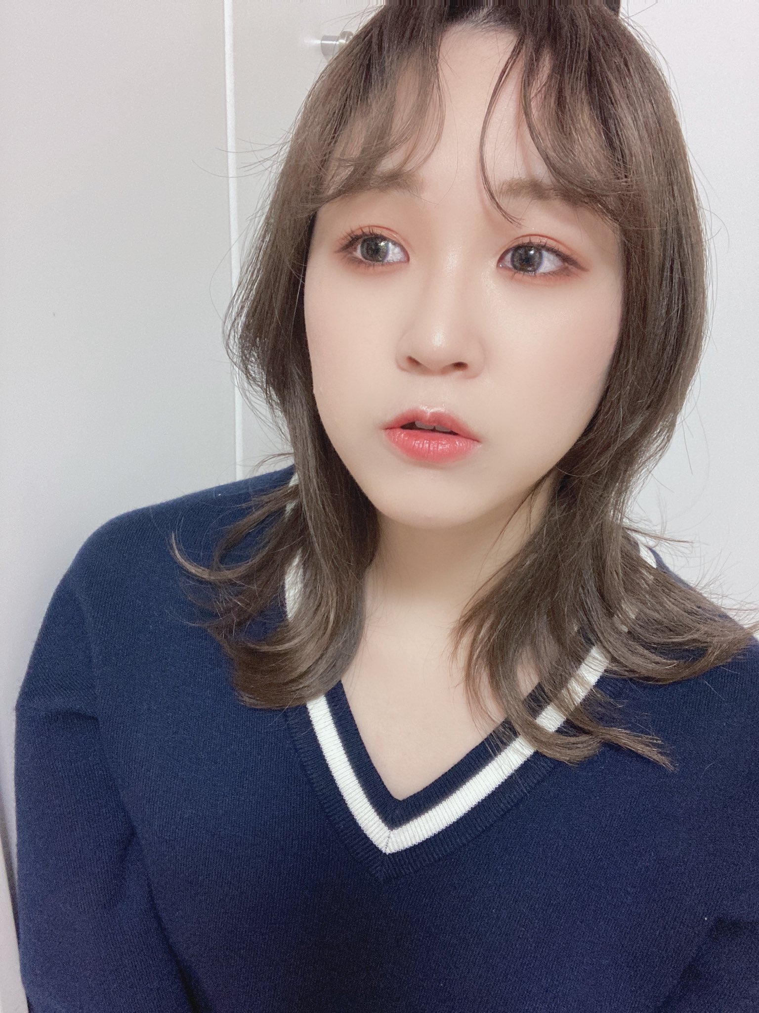 三田麻央 おでこ出す髪型難しすぎてめげそう T Co R2wjgdg0ze Twitter