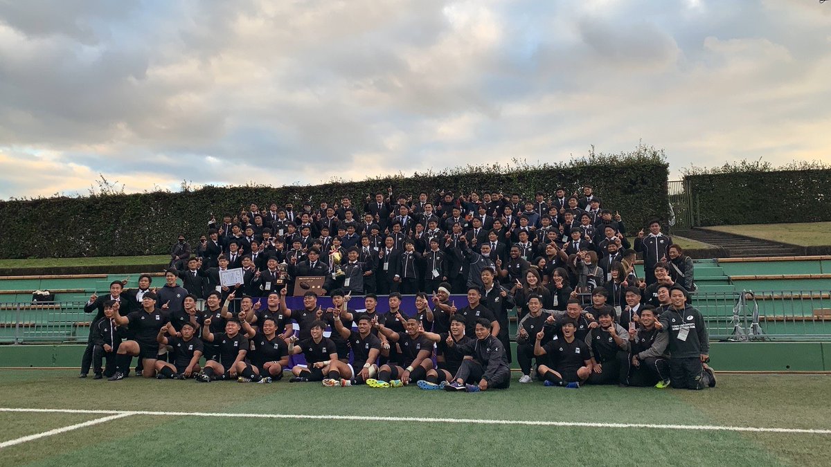 A21ki12ra's tweet photo. 先輩方が積み上げてきたものをteam大和全員で初優勝する事ができました！！
大会運営やチームをサポートし携わって頂いた関係者の皆様、応援ありがとうございました！！
この4年間クソ楽しかったです。
#family
#引退 https://t.co/w0B7iK6vyx