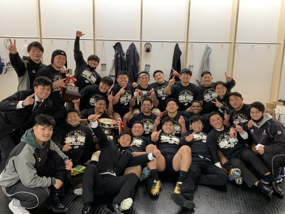 A21ki12ra's tweet photo. 先輩方が積み上げてきたものをteam大和全員で初優勝する事ができました！！
大会運営やチームをサポートし携わって頂いた関係者の皆様、応援ありがとうございました！！
この4年間クソ楽しかったです。
#family
#引退 https://t.co/w0B7iK6vyx