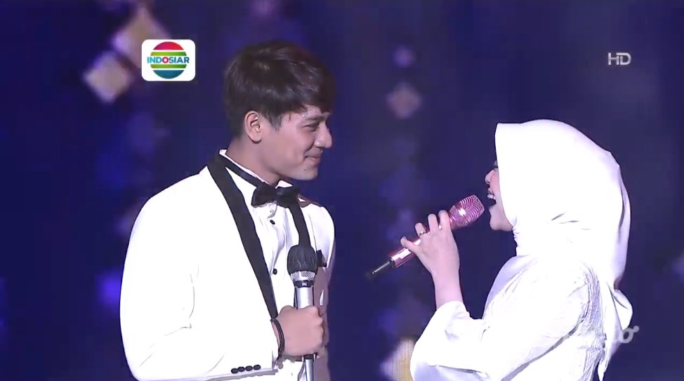Indosiar's tweet photo. Lagu mana yang buat kalian baper dari soundtrack of love @Lesti_Jenong_DA dan @RizkyBillar ?
Leslar mana suaranya~
#KonserRaya26Indosiar
#Indosiar26ether https://t.co/9RQEEJJpRM