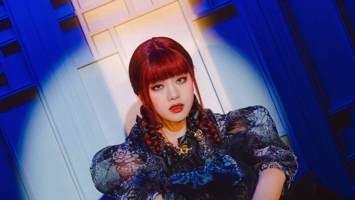 группа джи айдл. G idle yuqi hwaa. группа g i-dle соен. Gidle hwaa. Hwaa g i-dle.