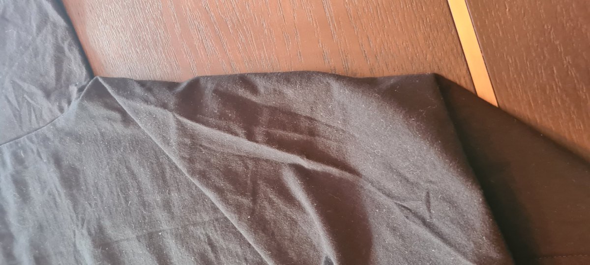 RussellMartin10's tweet image. What's going on @flannelsfashion? Passing off this excuse of a T-shirt as an @armani. No seam, so label, no washing instructions. All items being returned #snide