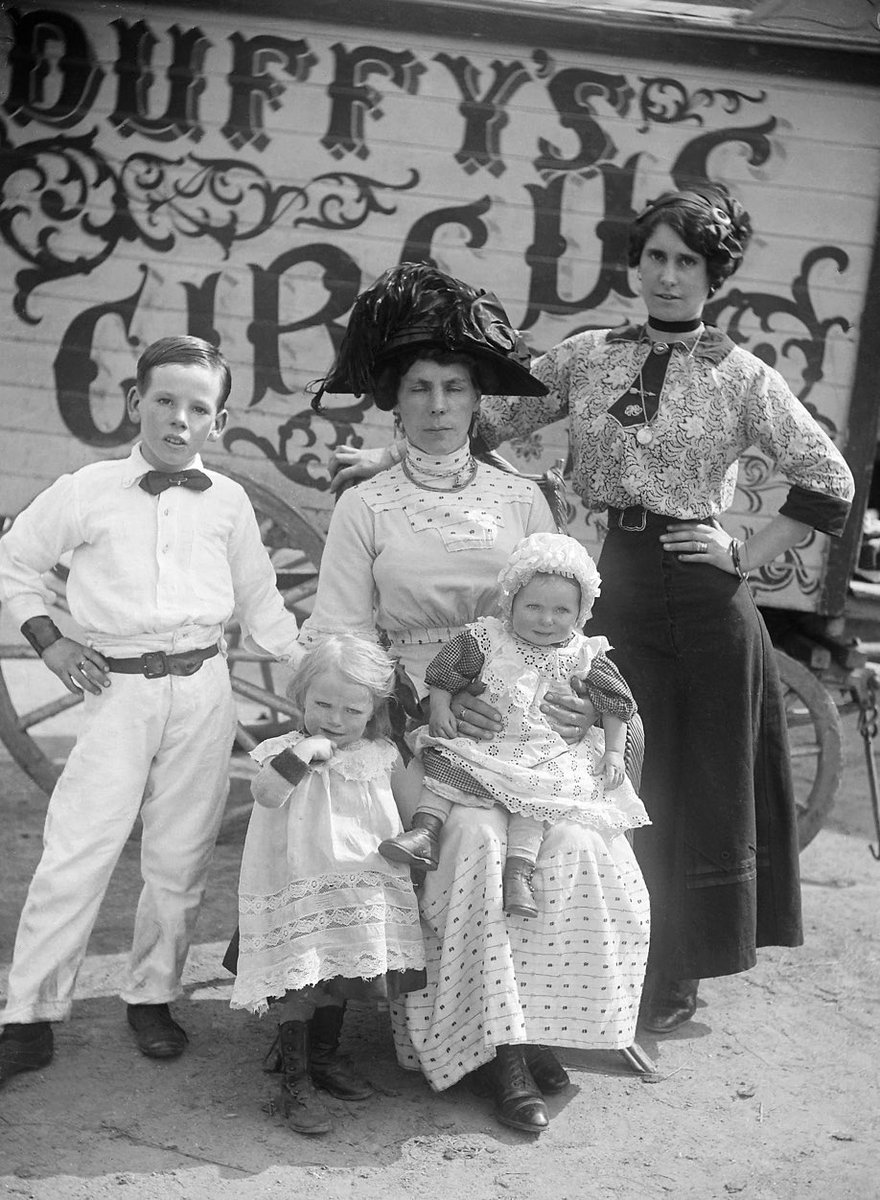 circus250's tweet image. On #HeritageTreasures day we recognise in all we do the women who have come before and help to share their heritage stories #WomenInCircus #WomenInStem