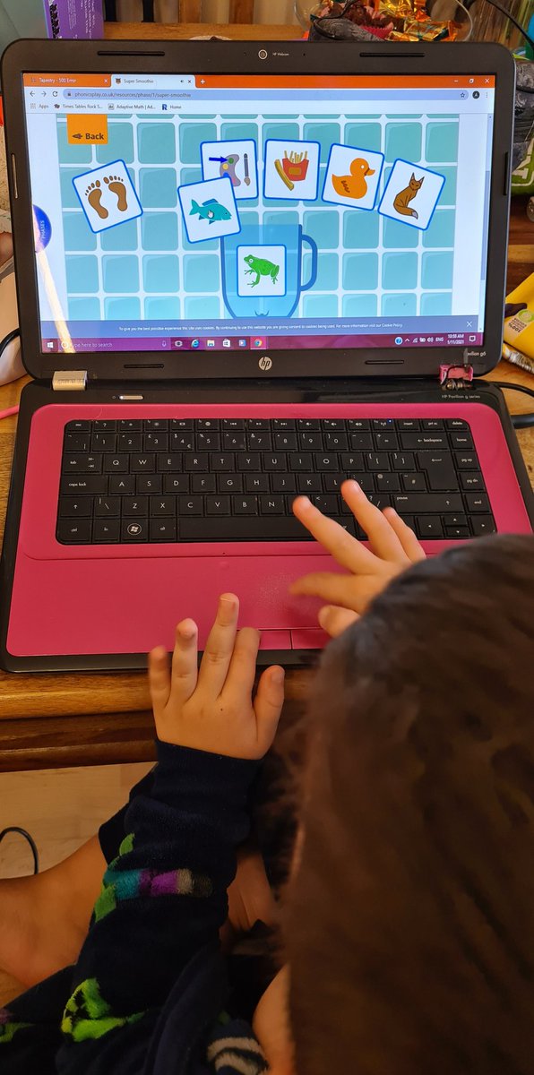 DanielleJudd6's tweet photo. @StBernsPrimary Even though Tapestry is down at the moment we are still doing some home schooling!! We have done some phonics games and read a book, now we have some maths games to do 👍👍.....#RSD #homelearning #homeschooling #phonics #maths https://t.co/6os16WVbZA
