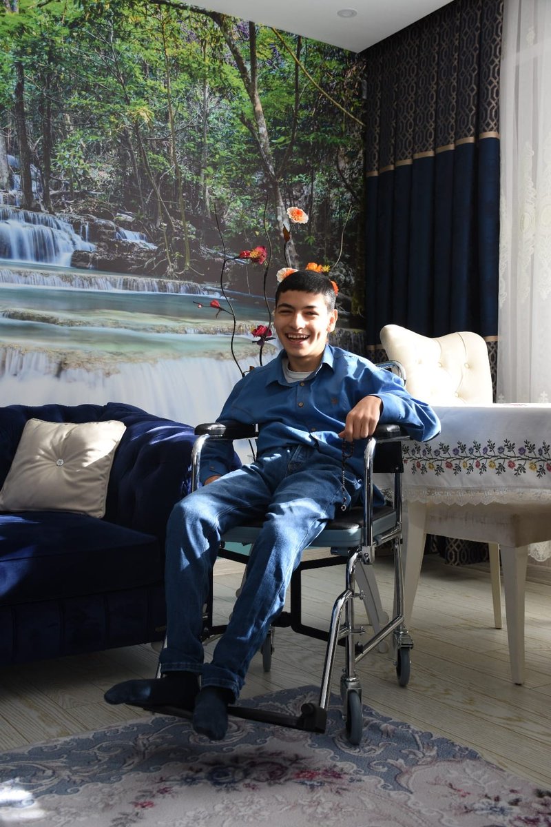 TatvanTv's tweet photo. Tatvan Belediyesi’nden Azad’a Destek

Tatvan Belediyesi, Serabral Parsi (CP) hastası 20 yaşındaki Azad Nurullah Özdemir’in yazdığı ‘Engelsiz Hayatlar’ kitabından 100 adet alarak destek oldu. 
@EminGeylani @TatvanBld 
#Tatvan #Bitlis https://t.co/EuYblY9uIj