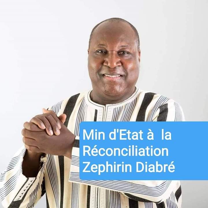 @breme.barka (@barkabreme1) on Twitter photo Clin d’œil au #Burkina_Faso!
Une fois de plus, le peuple burkinabè, a prouvé sa maturité, son union et son INTEGRITE.
<a href="/zephirindiabre1/">Zéphirin Diabré</a> , chef de fil de l’opposition est nommé Ministre de la réconciliation. Un gvt d’union nationale. 12 femmes pour un Gvt de 32. Quelle réussite. Clin d’œil au #Burkina_Faso!
Une fois de plus, le peuple burkinabè, a prouvé sa maturité, son union et son INTEGRITE.
<a href="/zephirindiabre1/">Zéphirin Diabré</a> , chef de fil de l’opposition est nommé Ministre de la réconciliation. Un gvt d’union nationale. 12 femmes pour un Gvt de 32. Quelle réussite.
