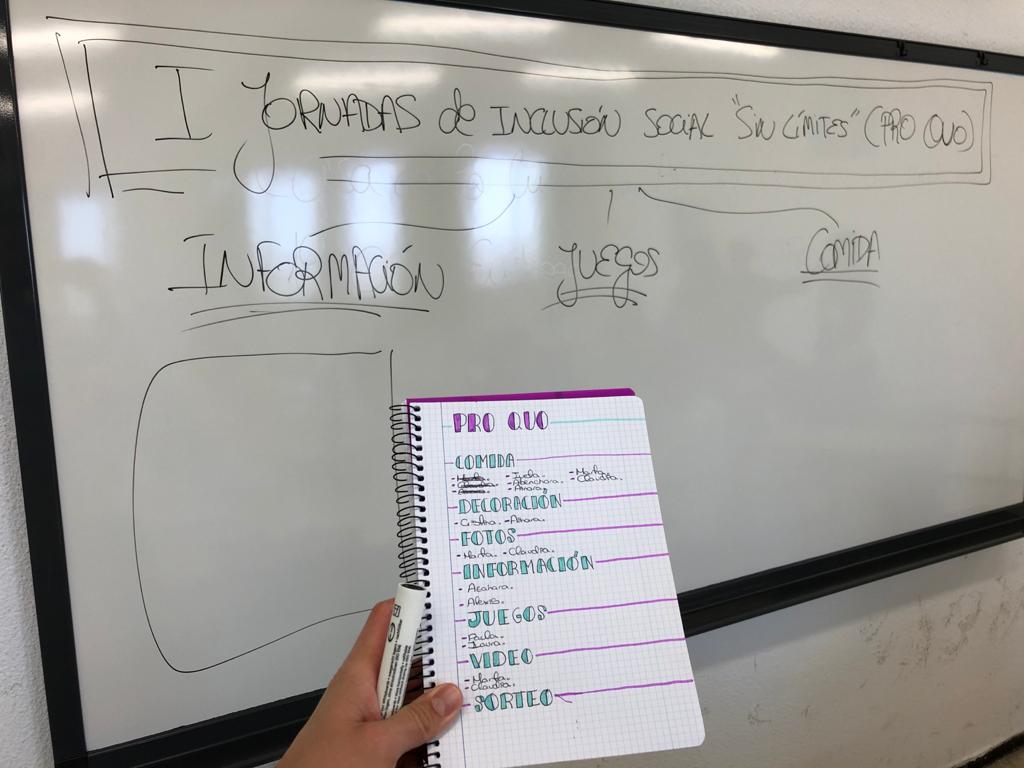 masproquo's tweet photo. Regresamos! Esta semana estaremos de nuevo compartiendo experiencias con el alumnado de los #IESEnAltavista de #Arrecife e @IESCarrizal de @villadeingenio. Ganas de volver a inventar, a emprender, a idear, a compartir, a aprender y a enseñar! #discapacidad #educacióninclusiva https://t.co/R8zFnyR0ut