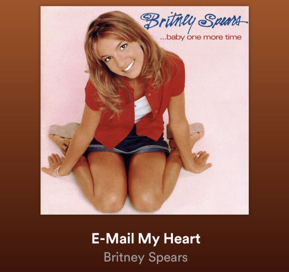 MrFeditor's tweet photo. Is there a better tune to prepare for your Monday inbox? (Apart from Britney’s other banger, Work B***h of course) #emailmyheart https://t.co/Bp2WOxOzT5