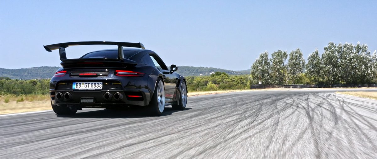 GEMBALLA GTR 8XX EVO-R BITURBO based on Porsche 991 Turbo / Turbo S.
818 hp (602 kW) / 1.098 Nm, 0-62 mph: 2,3 s.
#gemballa #gtr8xxevo-r #biturbo