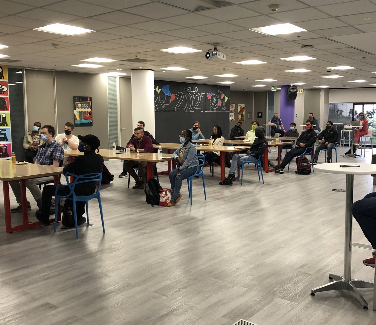 bbdsoftware's tweet photo. New faces, new faces everywhere πͺ
#inductionday #JustBBDthings #welcometotheteam #newjoiners https://t.co/ee8eOOOTC0
