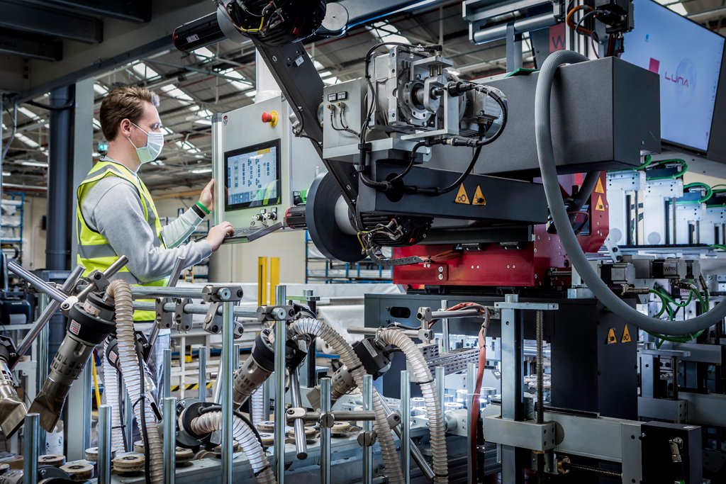 For the #installers who decide to continue to #work and enter people’s homes over the coming weeks, <a href="/FENSAuk/">FENSA</a> has produced #COVID working guidelines! 🔧

Take a look at these: bit.ly/3hMqZg0, bit.ly/2XhLoA2, bit.ly/39kYdzt ⬅️

#ProtectYourStaff