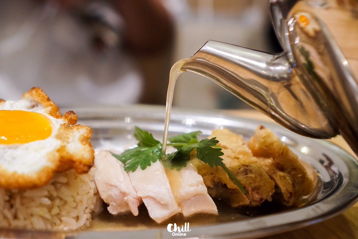 chillonofficial's tweet photo. 🍴กรี๊ดดดรับต้นปีกับเมนูร้าน "หุง" ข้าวมันไก่พรีเมี่ยมย่านสาทร ที่ยกระดับความอร่อยจนต้องลืมข้าวมันไก่ทุกจานที่เคยกินมา!
.
🚊สาทรซอย 8 Sathorn Corner
.
💸เริ่มต้น 149 บาท ความอร่อยจัดเต็มคุ้มราคาแน่นอน 😋
อ่านต่อ 👉 https://t.co/hfaPJFaHcb
.
#รีวิวข้าวมันไก่
#ReviewChillStyle https://t.co/P6HLkDEQXi