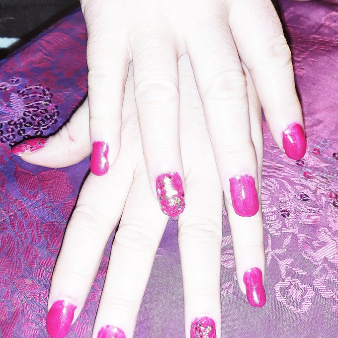 Adoro la manicure . Bacioni da Jessica Rizzo https://t.co/Kb8ndrG2wA<a href="/tag/follow"class="tags"><span>#follow</span></a><a href="/tag/actress"class="tags"><span>#actress</span></a><a href="/tag/star"class="tags"><span>#star</span></a><a href="/tag/people"class="tags"><span>#people</span></a><a href="/tag/foryou"class="tags"><span>#foryou</span></a><a href="/tag/leg"class="tags"><span>#leg</span></a><a href="/tag/fans"class="tags"><span>#fans</span></a>