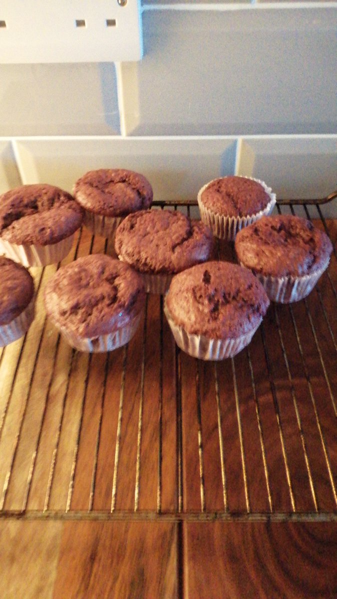 KateSin53546519's tweet photo. Finished buns, yummy, well done done 🙂 https://t.co/8nWD2Iy5D6