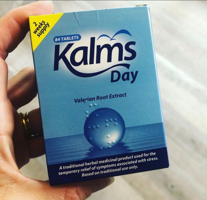 Kalms day contain extracts of two herbs with one goal in mind, to relieve the anxiety of everyday life.💛 

.
.
.
.
.
.
.
.
.
.
.
.
.

#healthstore #wellnatural #natural #organic #independentdshop #shoplocal #community #healthylifestyle #motivation #wellness #healthy #love