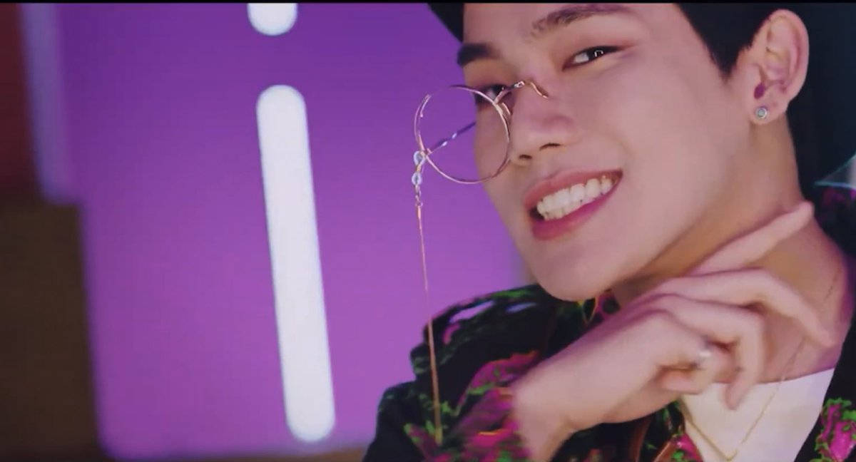 HyunsukTH's tweet photo. [💜] MY TREASURE 
🎥 https://t.co/Z7GeLmT3Rl
 #THE_TREASURE_EFFECT
@treasuremembers #CHOIHYUNSUK https://t.co/flhQS9qBd4