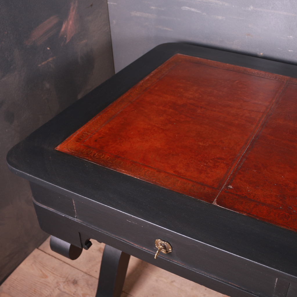 Early 19th Century French ebonized desk.  
Price: £3,950
bit.ly/39oPtrO

#Frenchebonizeddesk #frenchdesk #antiquedesk @HatchwellLondon @TalissaDecor @BassetlawA @LTAntiques @atticesoterica @HickmetFineArts