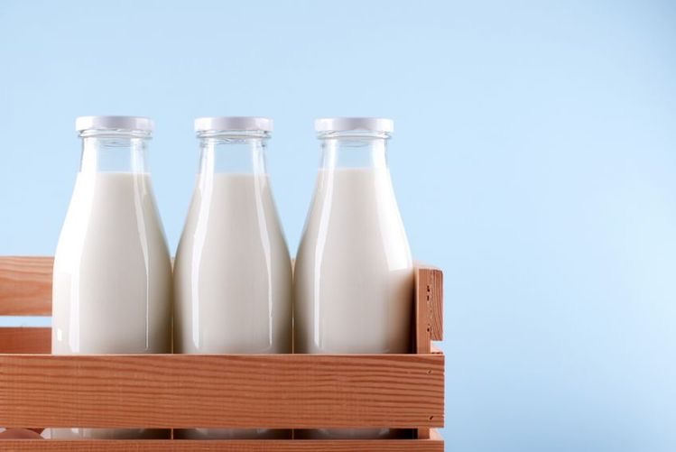 CulinariaPlus's tweet photo. No todas las bebidas vegetales son idénticas. @jluquesanz te ayuda a elegir entre la variedad que encuentras en el supermercado. https://t.co/muPxbMz1aQ vía: @ElComidista https://t.co/ANsVR5zG2r