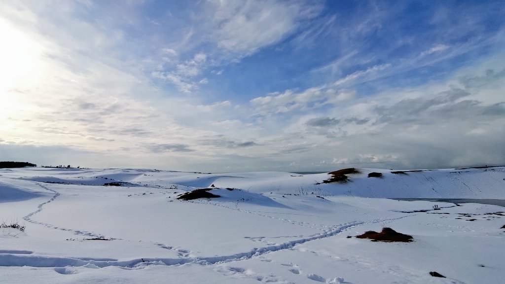boundless_red's tweet photo. 雪と海と雲を満喫した https://t.co/47hdPZF8Sw