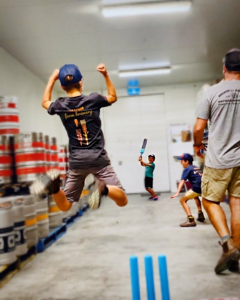 Van_Dieman's tweet photo. Cool room cricket at its best 🏏 🥶
@jnrbrewers enjoying the 31° weather outside, by rolling the arm over inside
#fresh #ohwhatafeeling #jump #howzat #flatdeck #noturn #cricket #coolroom #coldstore @toyota_aus @foxcricket @cricketcomau @cricketaustr… https://t.co/X3aoxwirLu https://t.co/yc07M2viDi