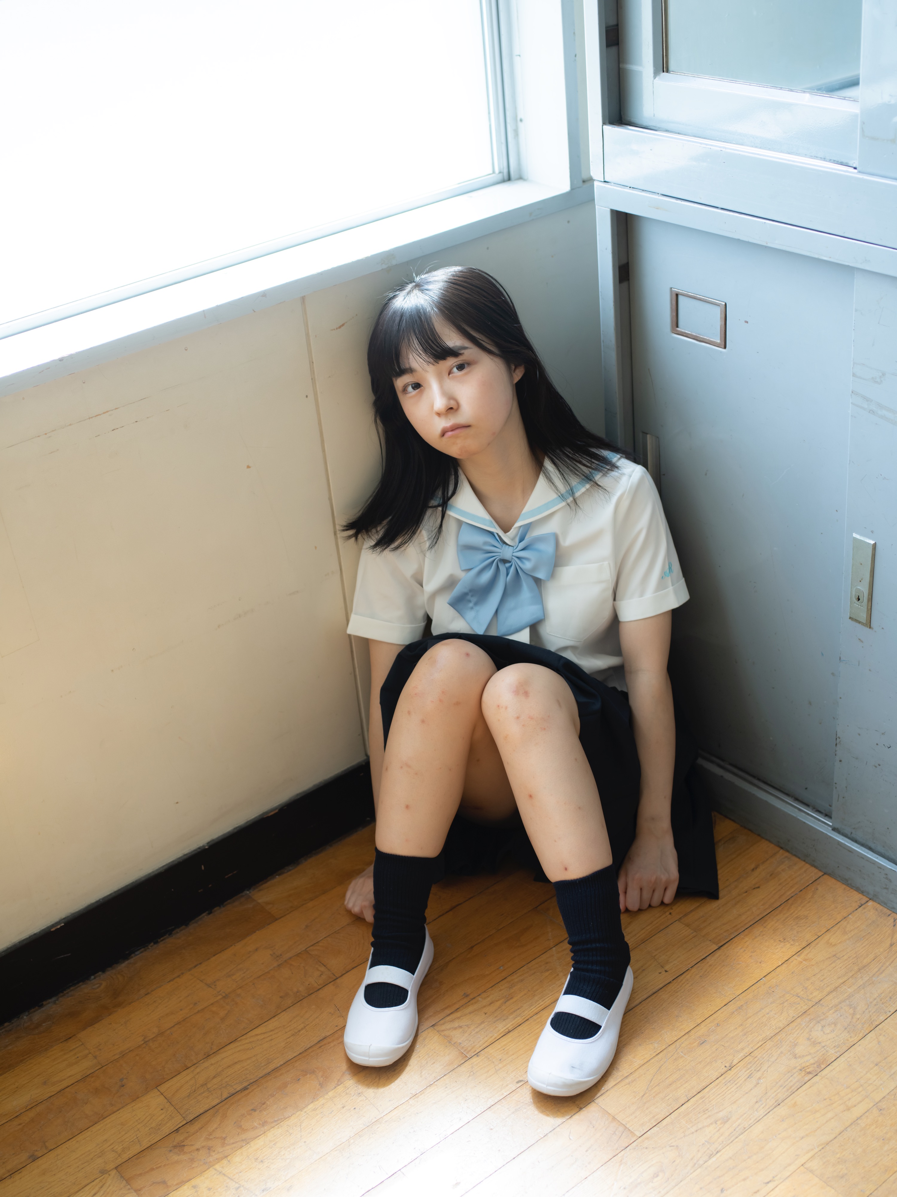青山裕企 96th:写真集『少女礼讃｛Naked｝特装版』