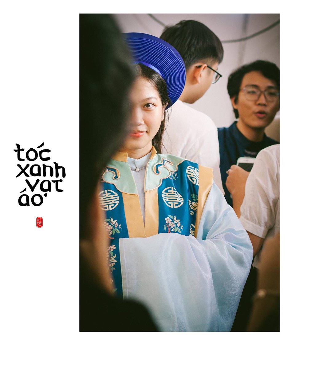 azi06574940's tweet photo. #Vietphuc event in Ho Chi Minh City.
#Vietnam #aodai #aonguthan #aodaibelongstovietnam #nhatbinh #matien https://t.co/kqOIYTSG6J