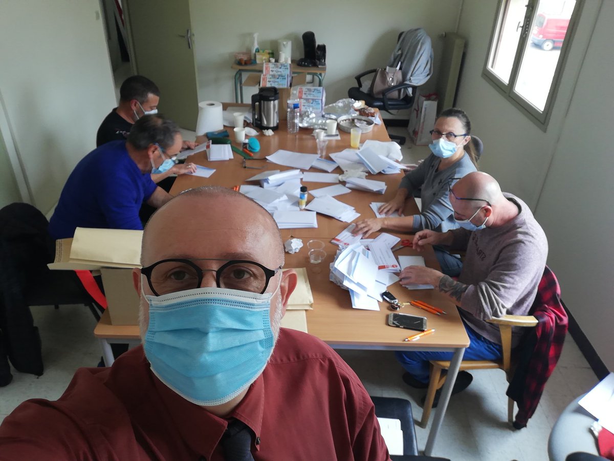 CedricMarrot's tweet photo. NewsletterLundi 11 Janvier 2021La vie de votre Syndicat CFDT Interco 30 - https://t.co/y9Dz1D6zv1 https://t.co/EkxehUyhq3