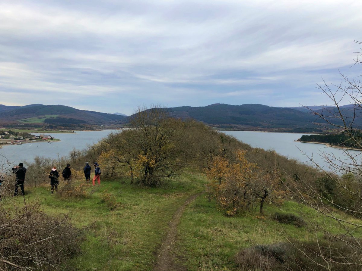 💚 𝗘𝗡𝗧𝗢𝗥𝗡𝗢 𝗡𝗔𝗧𝗨𝗥𝗔𝗟 de #Álava para descubrir rutas andando🚶, corriendo🏃, en bici🚴...

¡𝙎𝙤𝙢𝙤𝙨 𝙊𝙪𝙩𝙙𝙤𝙤𝙧 𝘾𝙞𝙩𝙮! 👏🤩

👉 <a href="/i_Euskadi/">Visit Euskadi</a> <a href="/TurismoAlava/">Álava Turismo</a> <a href="/TurismoVitoria/">Turismo Vitoria</a> 

🍃🌿 #mendiak #turismodeportivo #outdoorcity #senderismo #trailrunning #alava