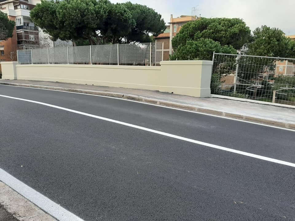 StradeNuoveRoma's tweet photo. Riaperto, dopo restaurazione e riasfaltatura, il terzo cavalcavia della Roma-Lido ad Ostia
#stradenuove #romarinasce #StradeNuove #RomaRinasce https://t.co/wfrzkAahqb