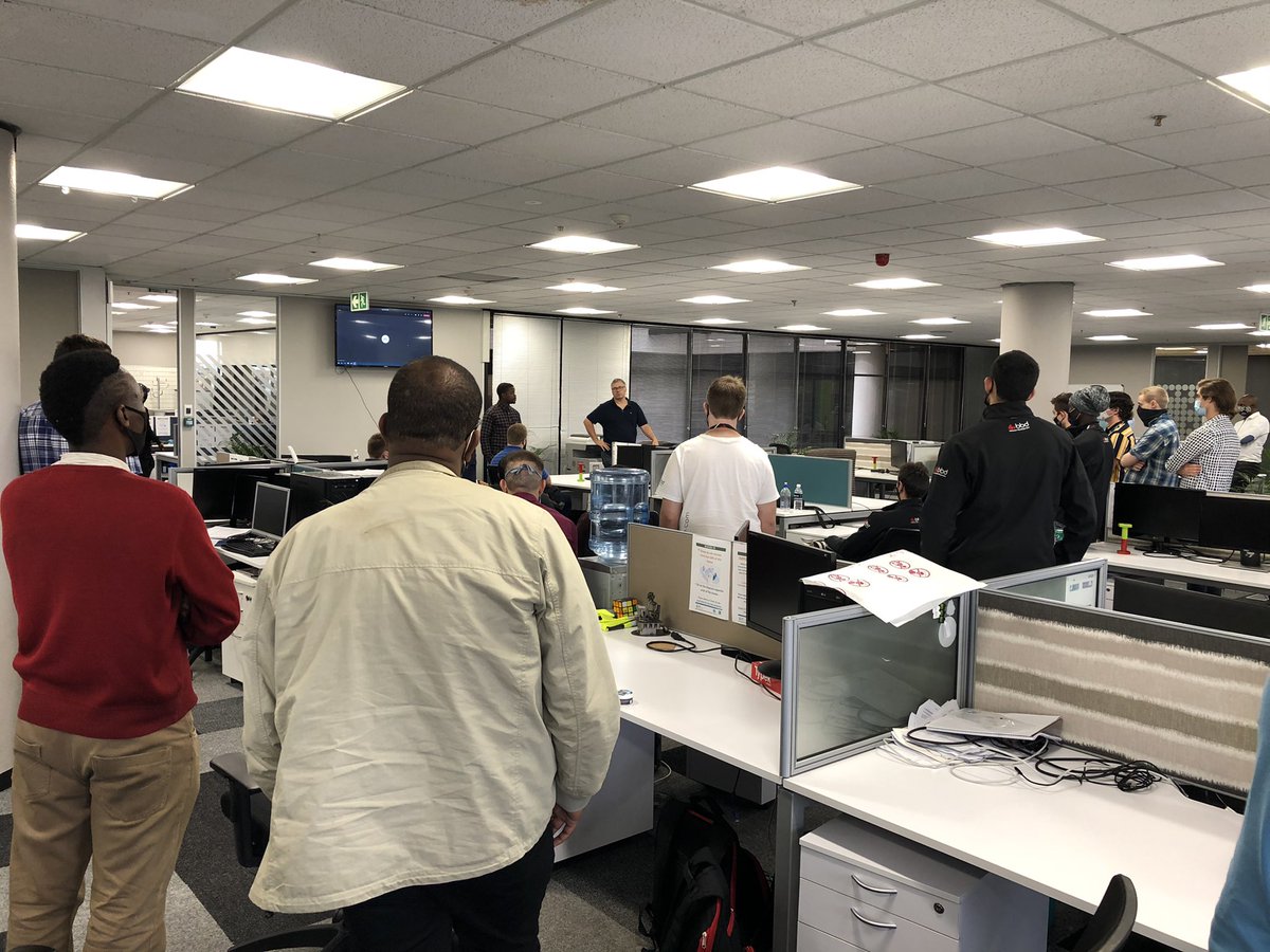 bbdsoftware's tweet photo. Our 2021 Class Of Grads are soaking up some lessons from a couple of our original grads 🎓🤯
#BBDgraduateprogramme #BBDgrads2021 #morethanagraduateprogramme #BBDclassofgrads https://t.co/bQrWKKalwX