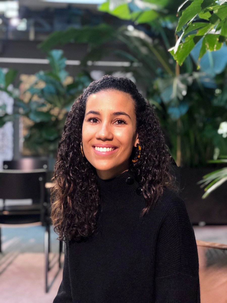 Bienvenue à Barbara qui a rejoint l’équipe en début de semaine dernière pour accélérer les recrutements Tech du TOP500 du digital. 👋

#datarecrutement #team #welcome #tech #recrutement