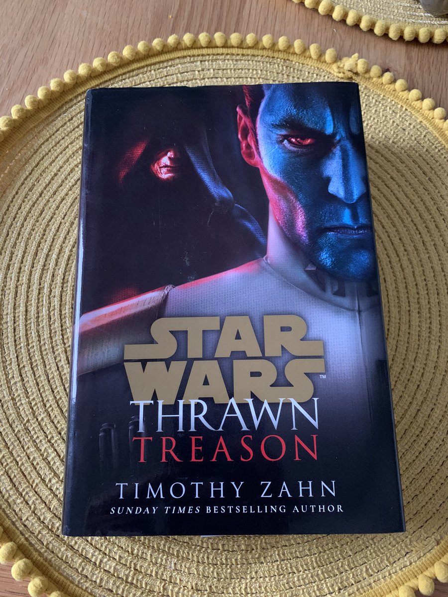 stawarsiain's tweet photo. Let’s try this again. 📚🤓
#StarWars #ThrawnTreason https://t.co/qHQGMRSvUe