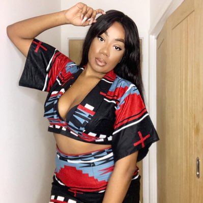 TropicalStokes's tweet photo. #NewProfilePic #africanwomen #africanfashion https://t.co/YuJlJwqWk6