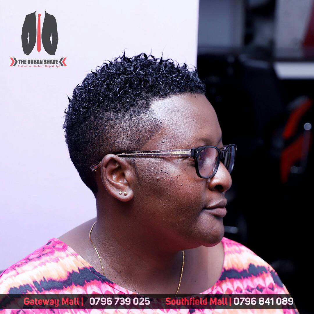 urbanshave254's tweet photo. Lets go professional on your cuts.

📌Visit Gateway Mall 3rd Floor or Barbershop at Southfield Mall 1st Floor.

Call 0796 84 10 89

#LegendaryCuts #CustomCuts #ShaveToYourTaste #LegendaryShave #Offer #Shave #Massage  #styles #UrbanShave #MondayMotivation #MondayMorning https://t.co/l0pJhxxpI7