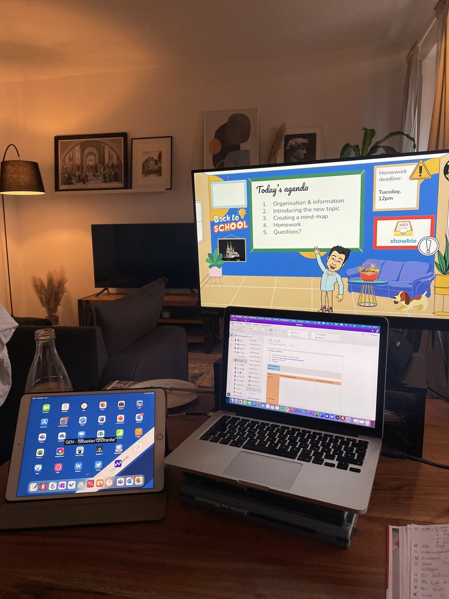 Seb_678's tweet image. Check in mir der Klasse mit 28/29 erledigt, @mindmeister mindmap zum Einstieg zur Reihe living in the global village und selbst die EF ist begeistert vom Virtual Classroom😄 #twlz #English #nrwedu #englishteacher