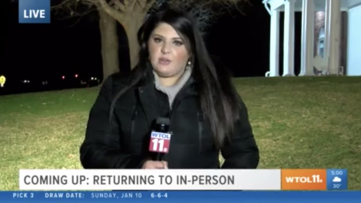 TiffanyTarpley's tweet photo. .@ariylonstott is on your First Alert Desk this morning following breaking news. @cheaib_zeinab is in Ottawa Hills as the school district heads back to in-person learning. See you all morning on @WTOL11Toledo and #FOX36 #ToledoOhio #AMNewsers https://t.co/McCWlXwgJC